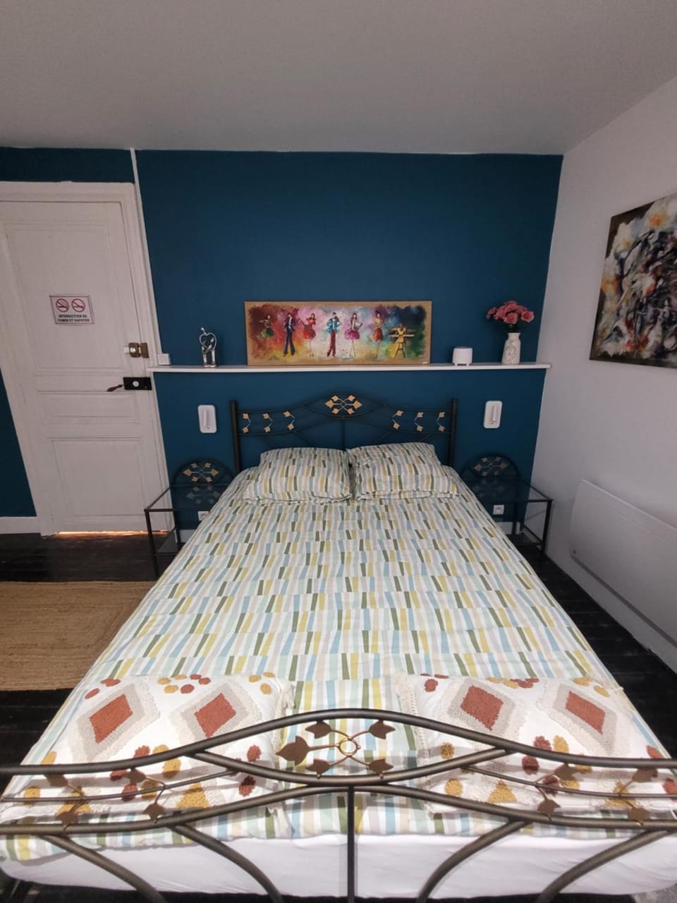 Le Bourbon Apartment in Centre-Val de Loire