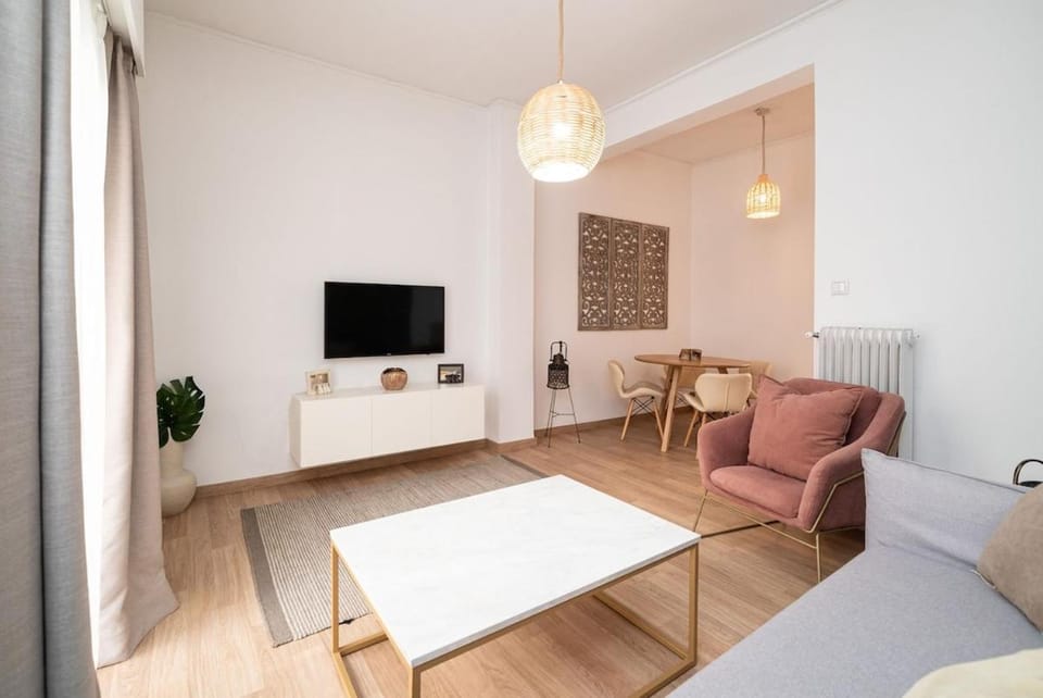 Athens Due Montagne Apartment Apartment in Kallithea