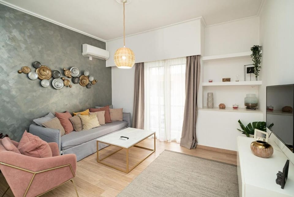 Athens Due Montagne Apartment Apartment in Kallithea