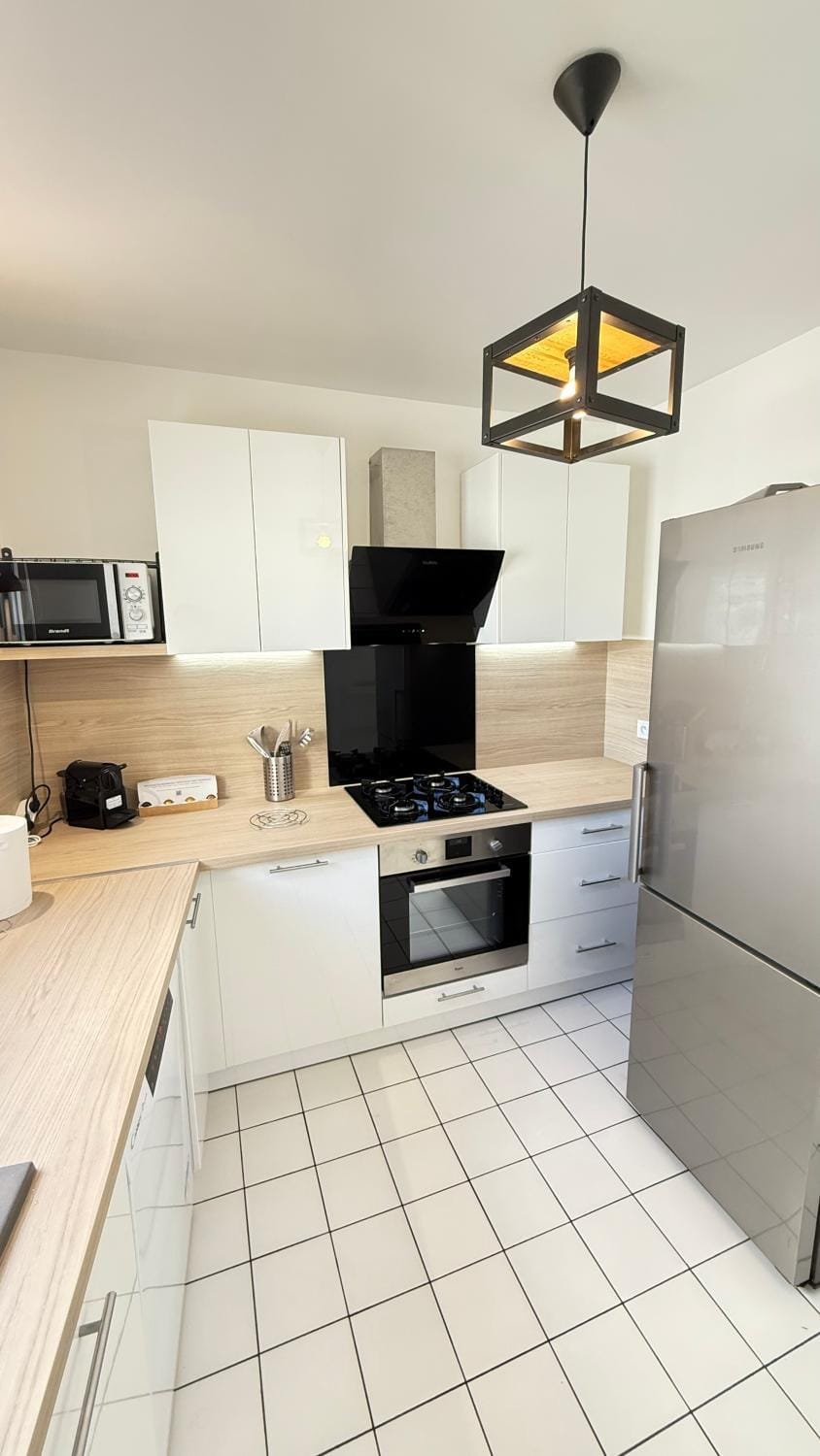 Appartement moderne au centre-ville de Villeneuve La Garenne Apartment in Île-de-France