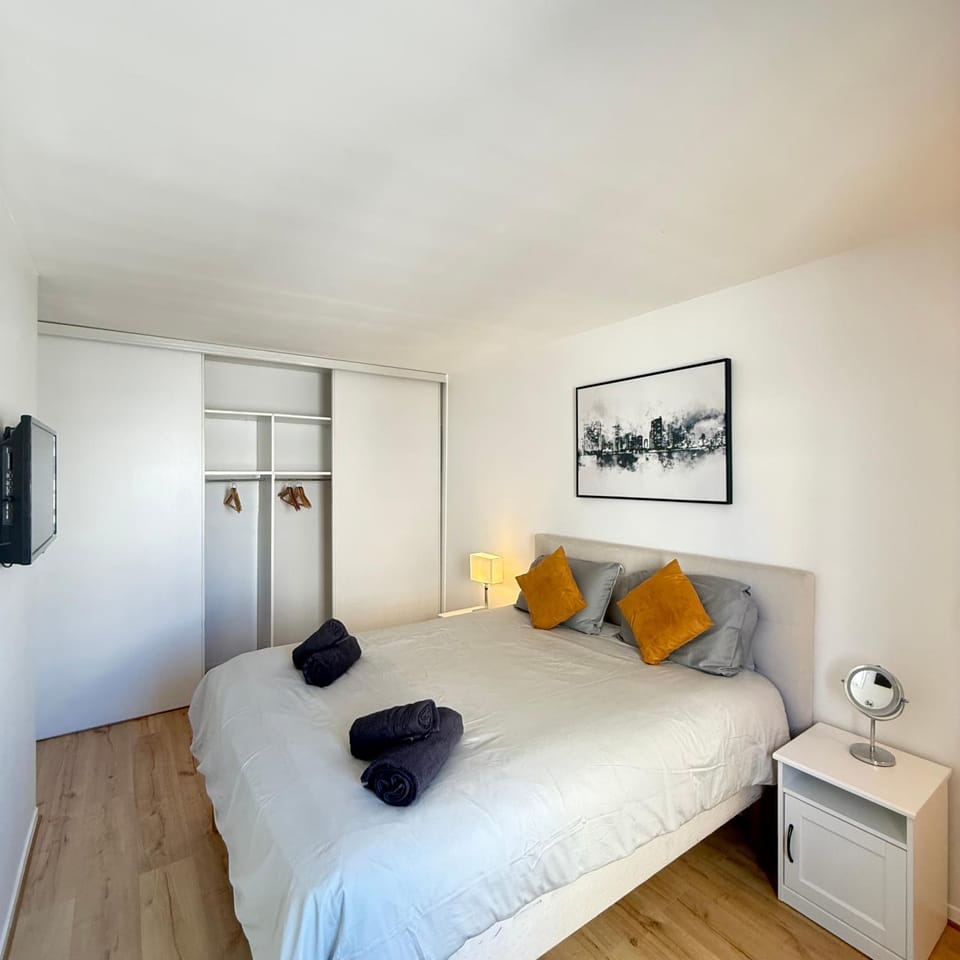 Appartement moderne au centre-ville de Villeneuve La Garenne Apartment in Île-de-France