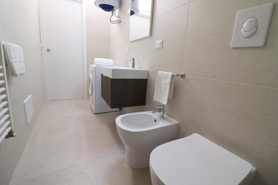 Toilet, Bathroom, bidet
