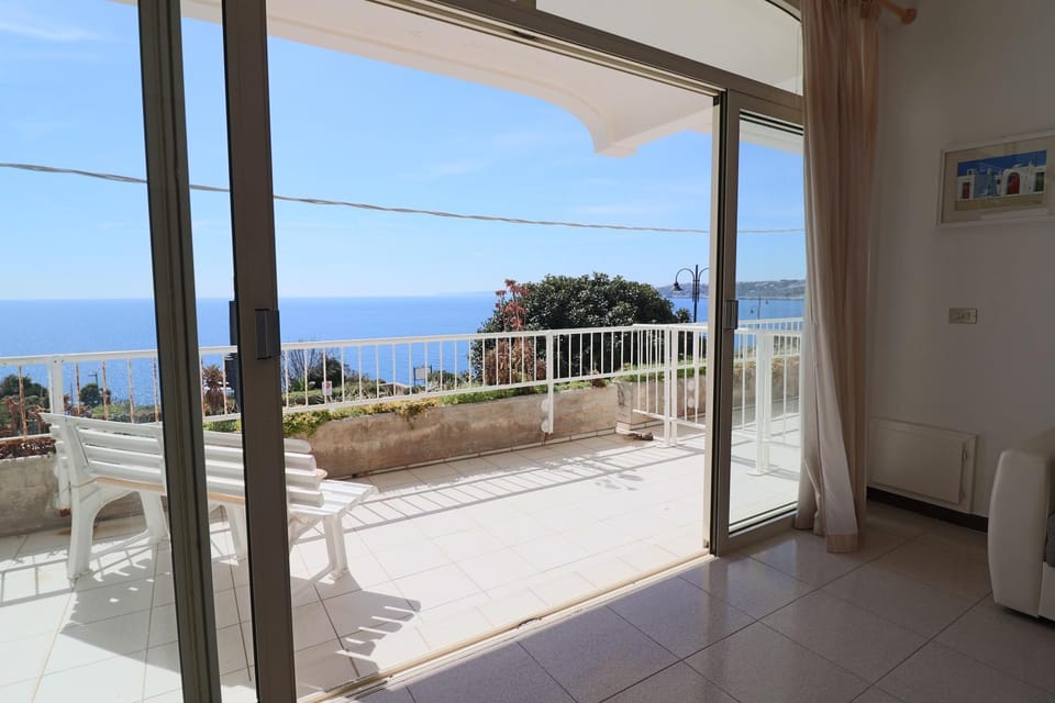 View (from property/room), Balcony/Terrace, Sea view