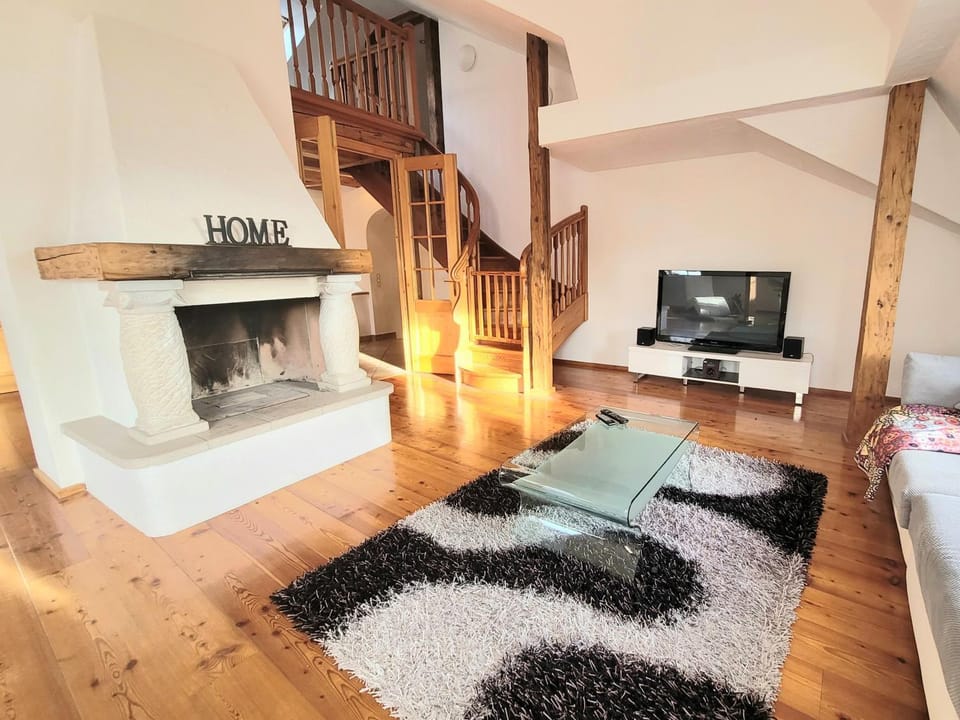 TV and multimedia, Living room
