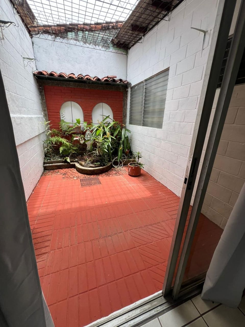 Luxury Hostel Teresita Bed and Breakfast in San Salvador