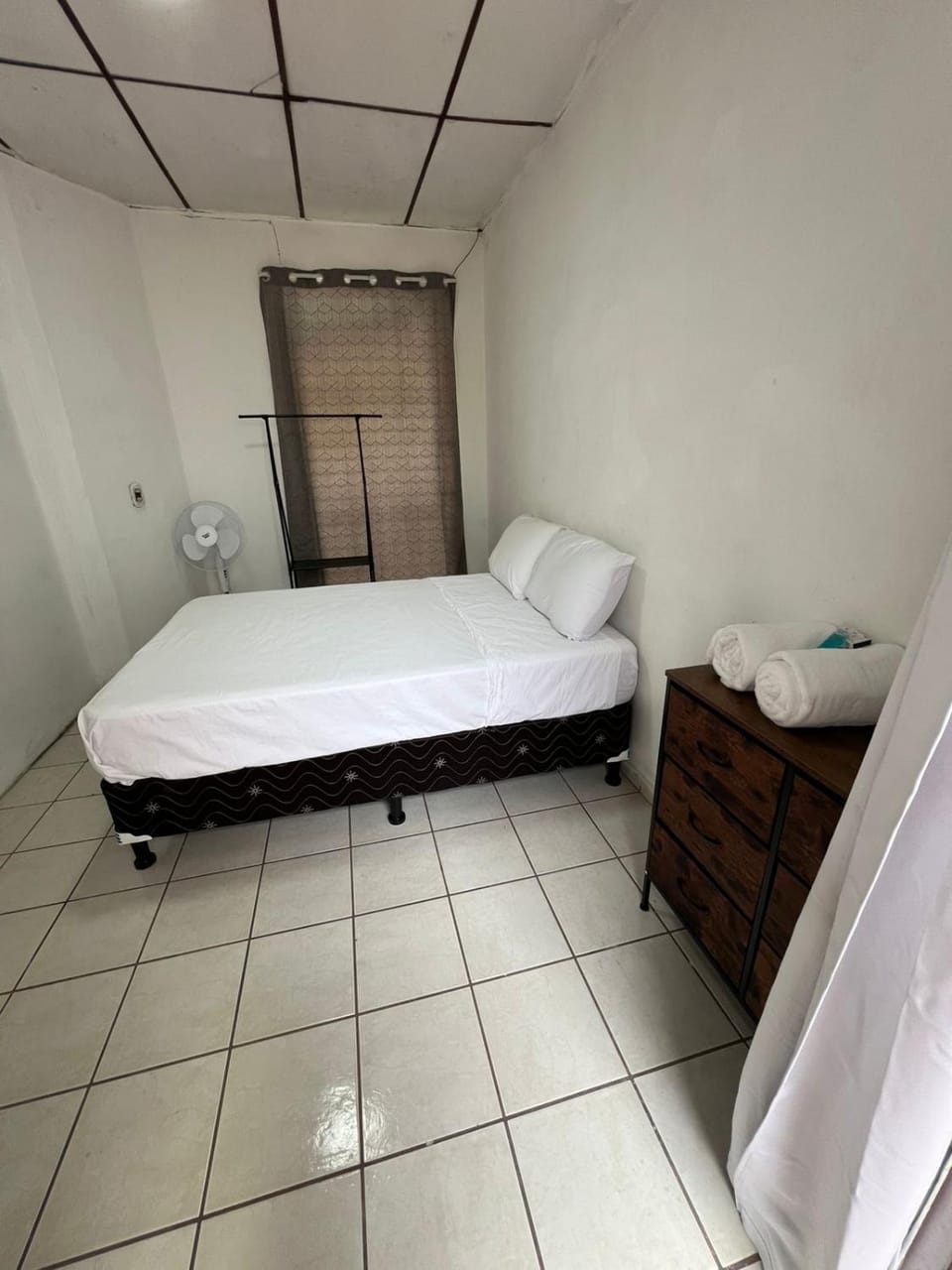 Luxury Hostel Teresita Bed and Breakfast in San Salvador