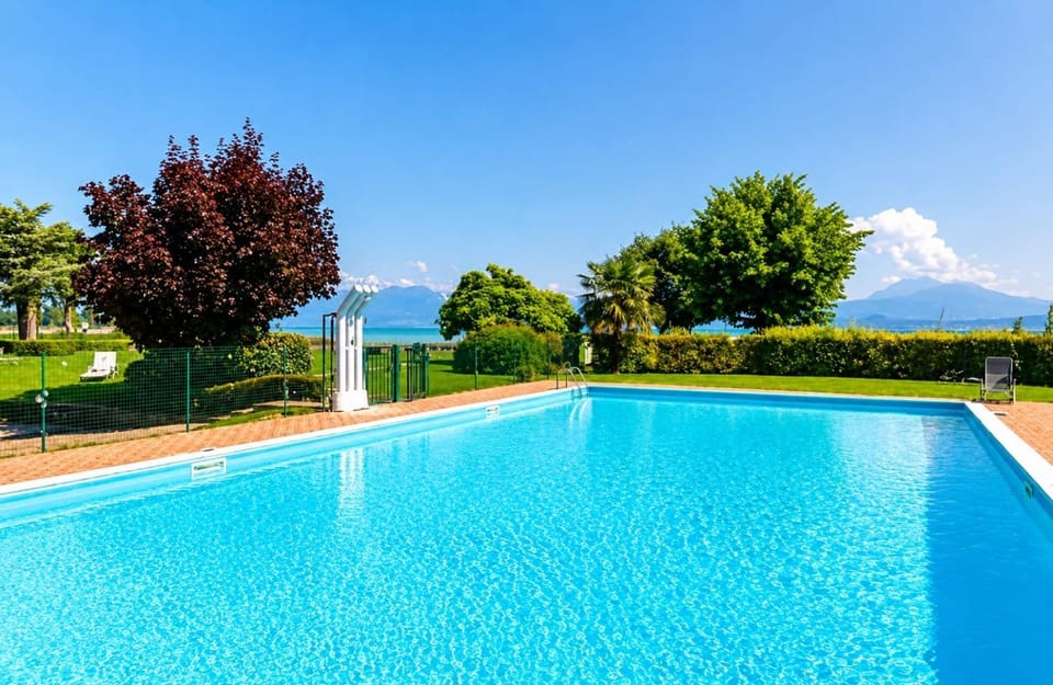La Perla del Garda - Exclusive Lake & Pool Waterfront Residence Apartment in Lake Garda