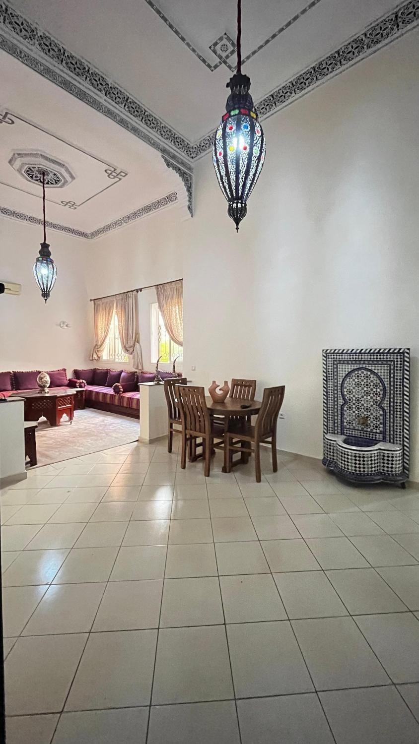 Living room, Dining area