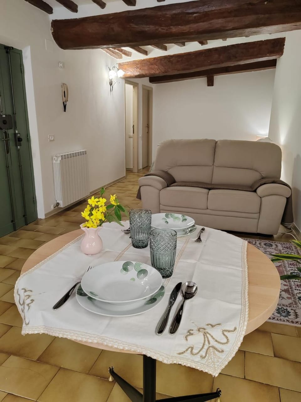 Living room, Dining area