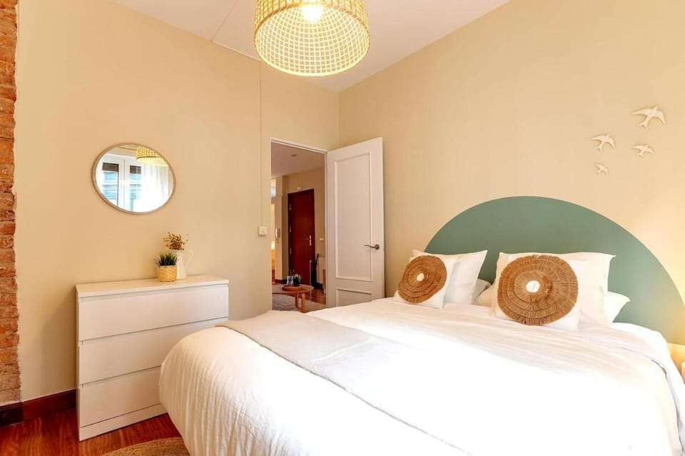 ACOGEDOR Y CON VISTAS - Casco Viejo & Parking Apartment in Bilbao
