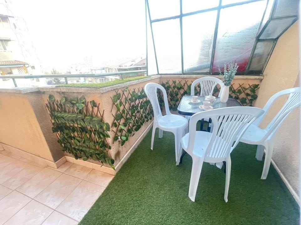 Day, Balcony/Terrace