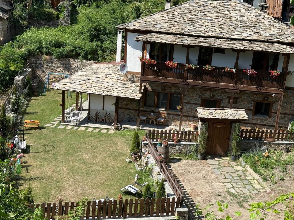 Капсъзовата къща House in Blagoevgrad Province