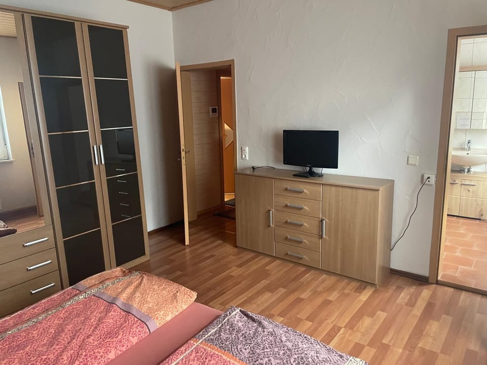 Living room, Bedroom