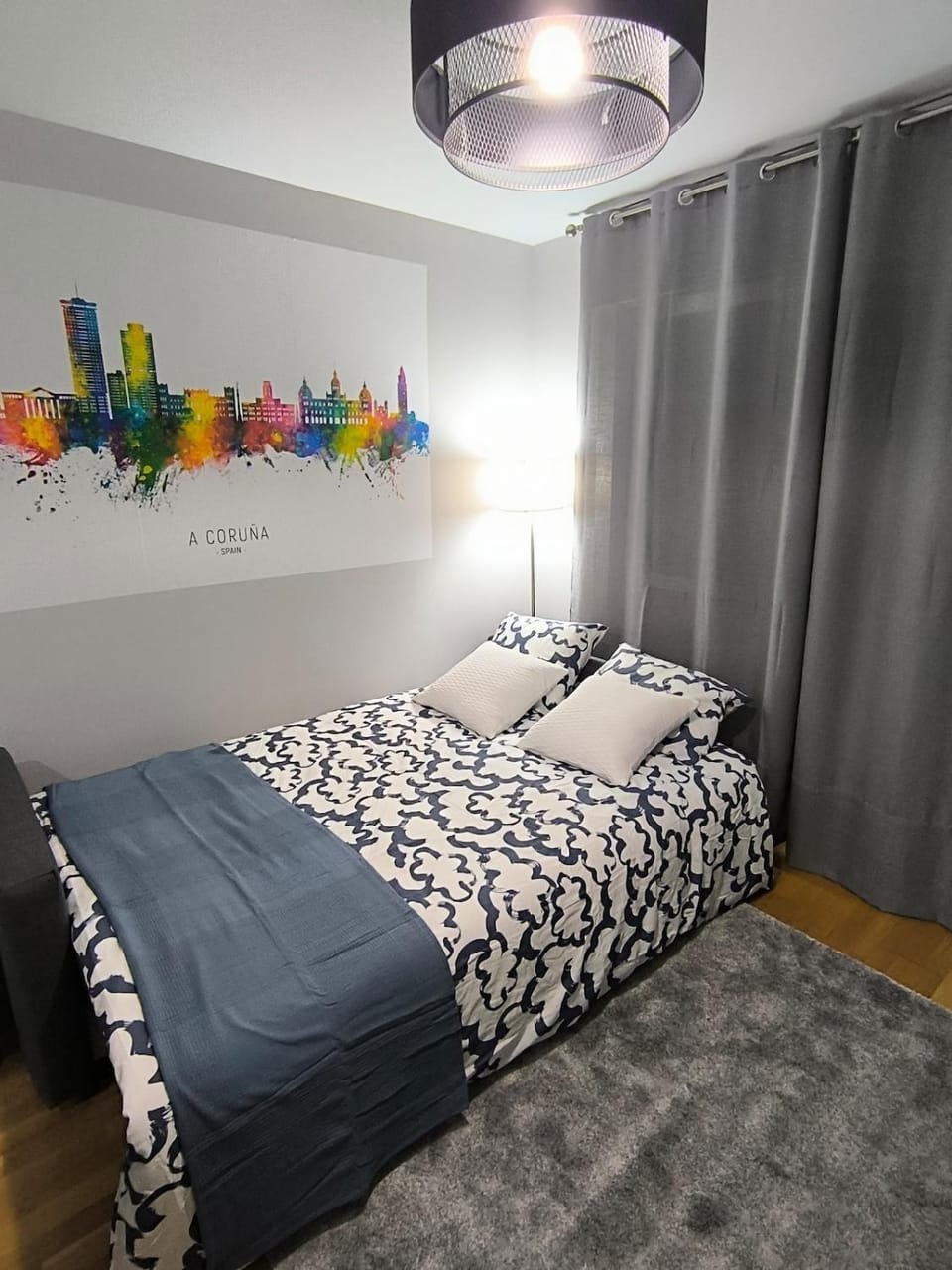 Communal lounge/ TV room, Bed, Bedroom