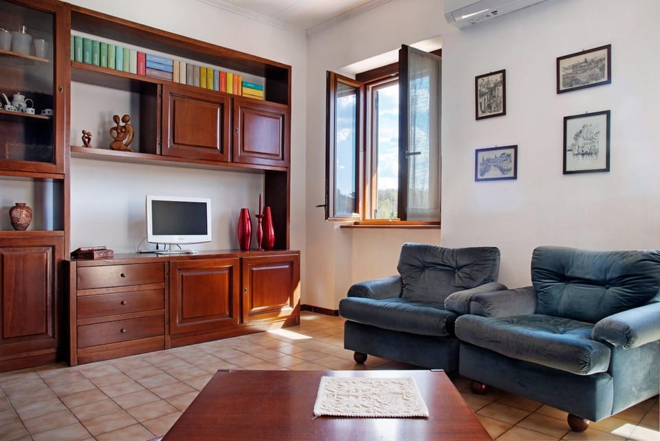 Property building, Living room