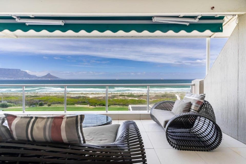 Balcony/Terrace, Mountain view, Sea view