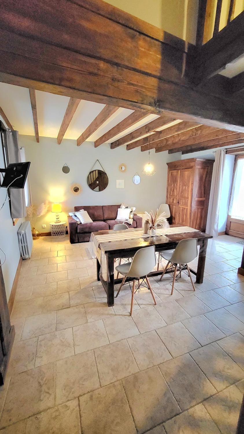 Property building, Living room