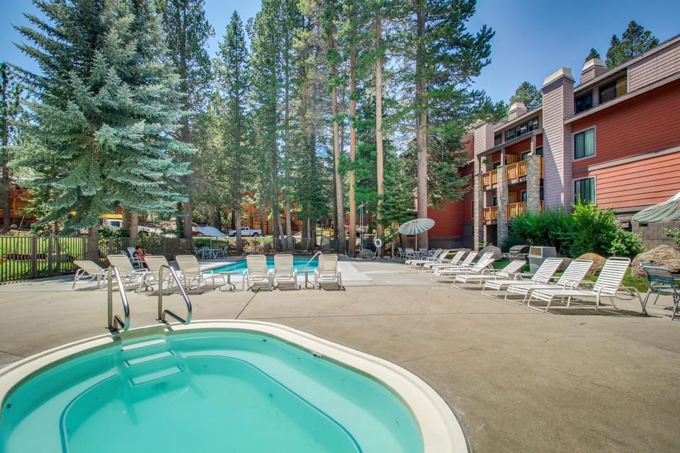 Summit 295 Apartment in Mammoth Lakes