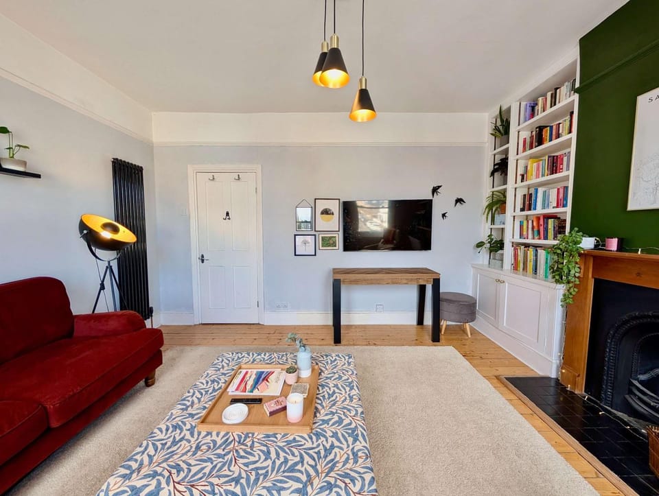 Library, TV and multimedia, Living room