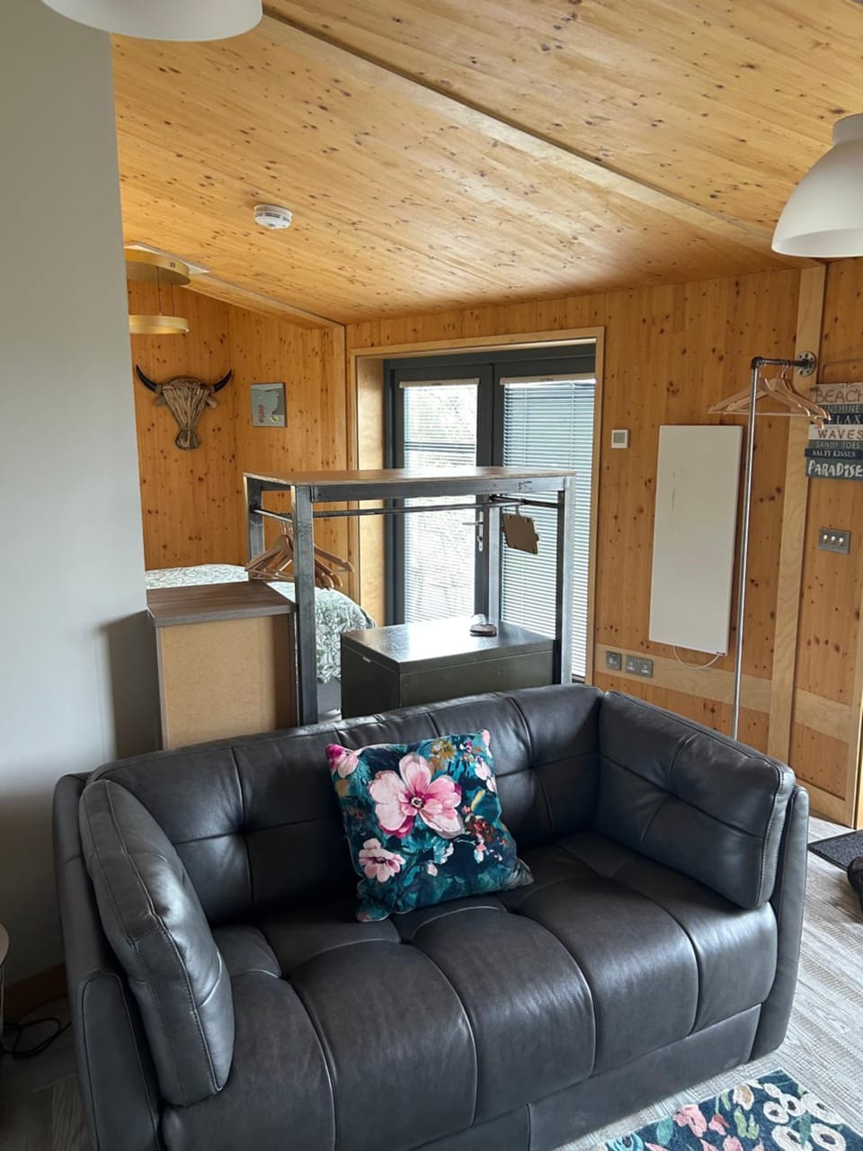 Modern Eco-Lodges near Findhorn Beach Apartment in The Bunty