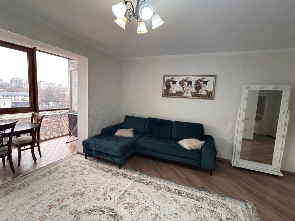 Трехкомнатная квартира возле меги Apartment in Almaty
