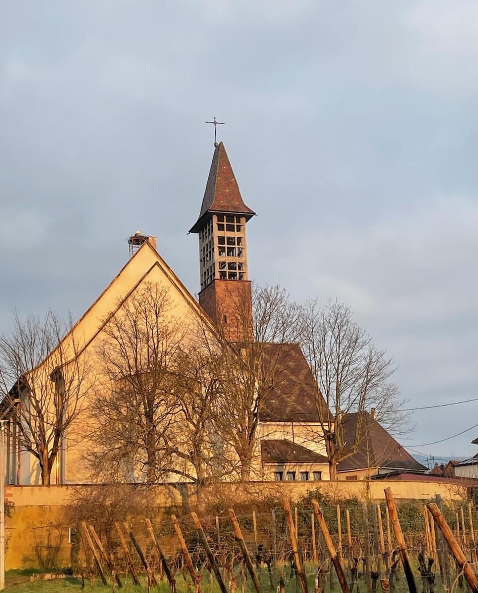 Day, Landmark view