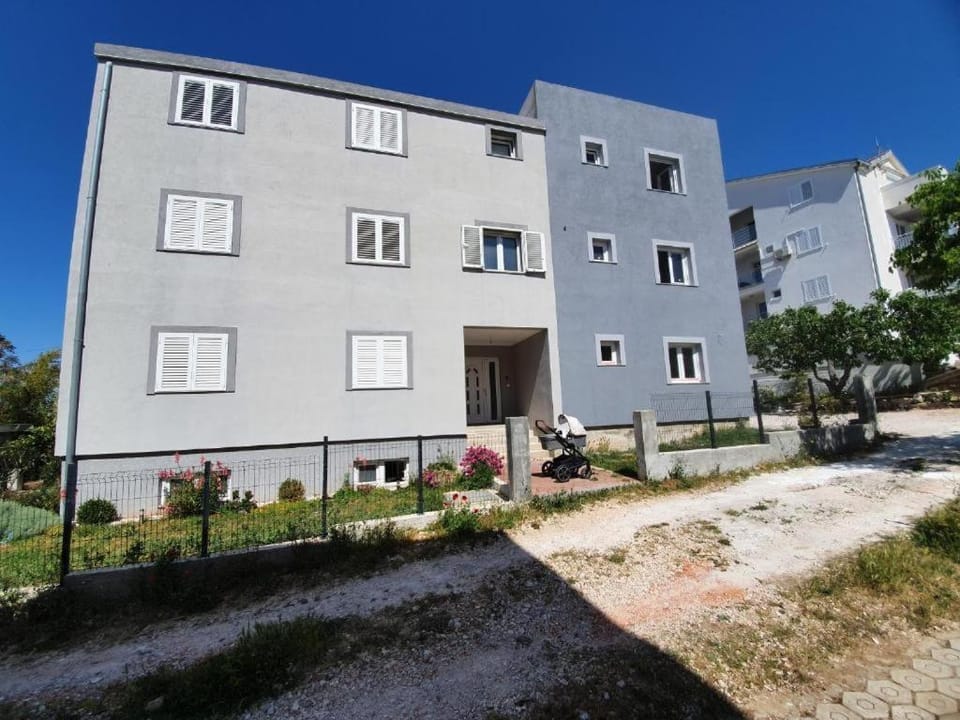 Sunset Apartment 2 in Pakoštane Apartment in Šibenik-Knin County, Croatia