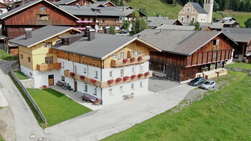 Property building, Bird's eye view