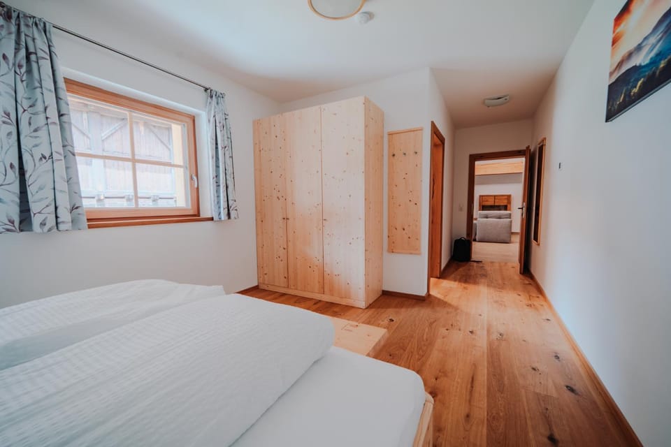 Photo of the whole room, wardrobe