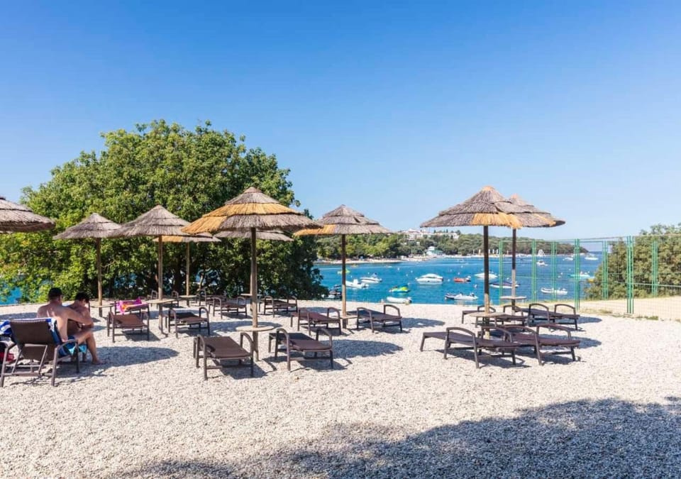 Camping Lanterna - Eurocamp I Homair Campground/ 
RV Resort in Istria County