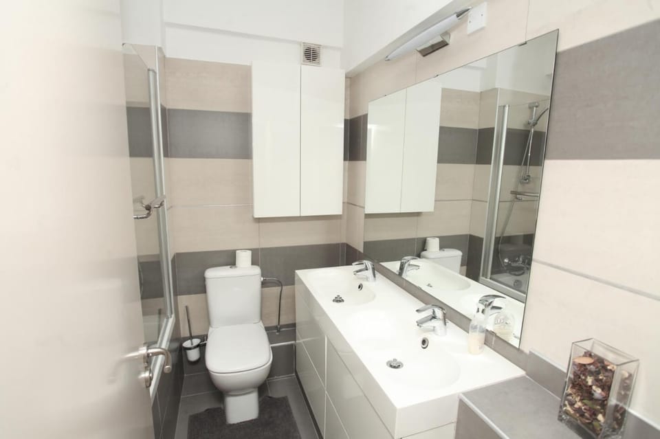 Seaview Limassol Apartment 602 by Ezoria Villas Apartment in Limassol City