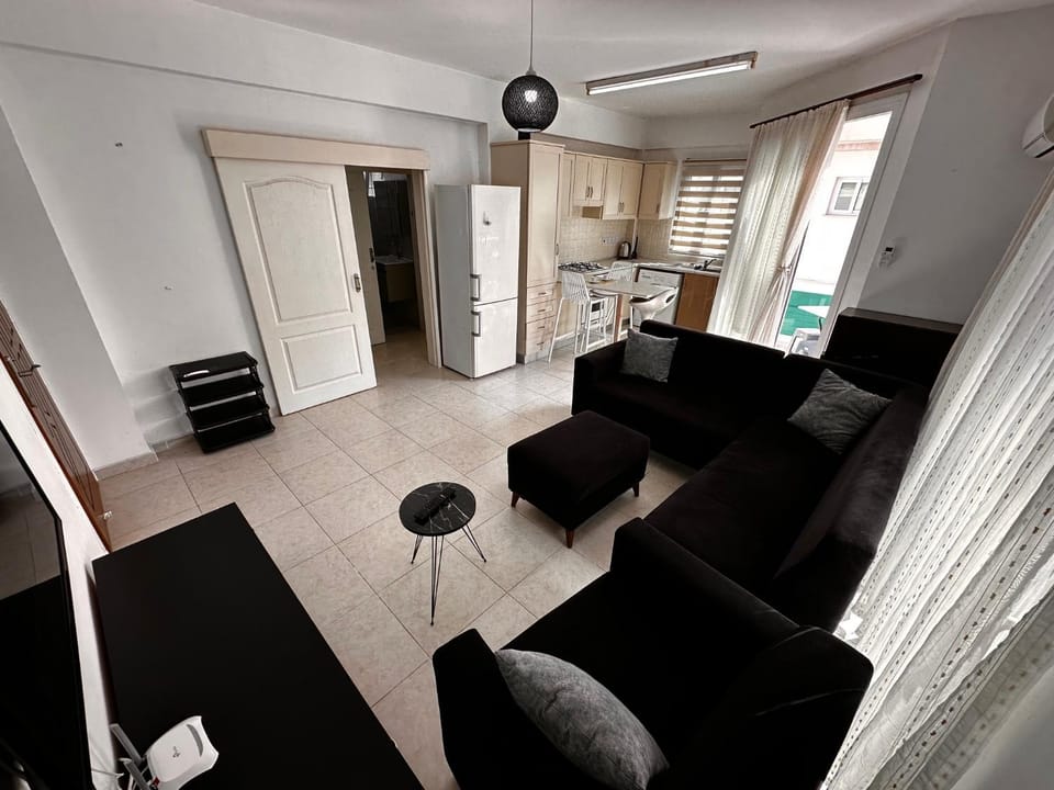 Kitchen or kitchenette, Seating area