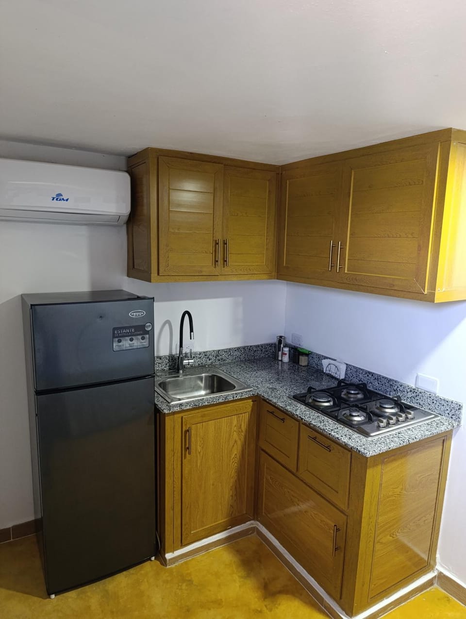 Kitchen or kitchenette, pet friendly