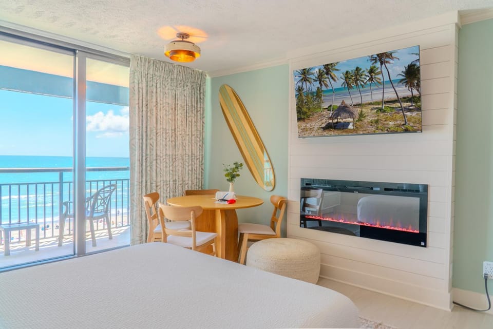 Oceanfront Double Queen Suite at Ocean Reef Resort! Unit 508 House in Myrtle Beach