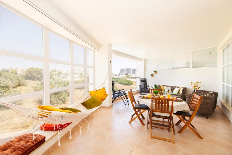 Balcony/Terrace, Living room