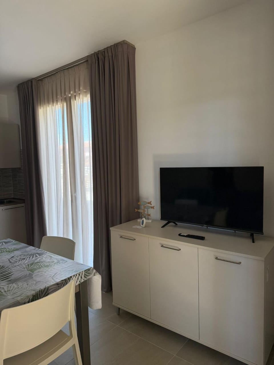 TV and multimedia, Seating area
