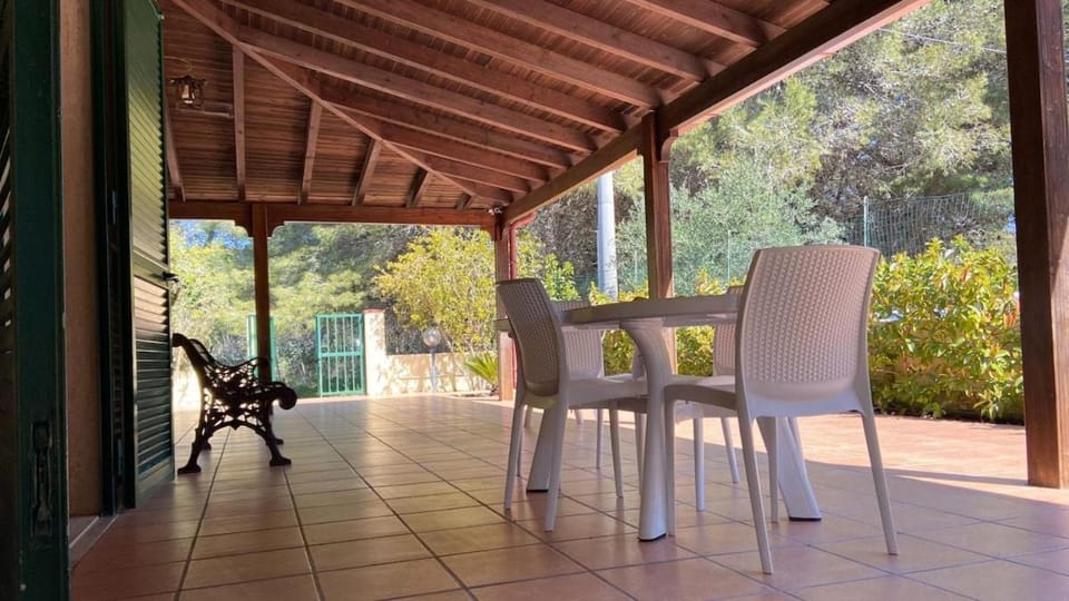 Padula Bianca - villa con accesso privato per la spiaggia - by Click Salento Villa in Apulia