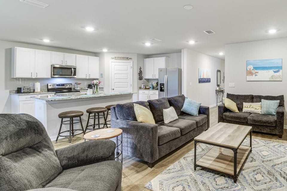 6 Mi to Gulf Shores Beach: Family Getaway! House in Foley