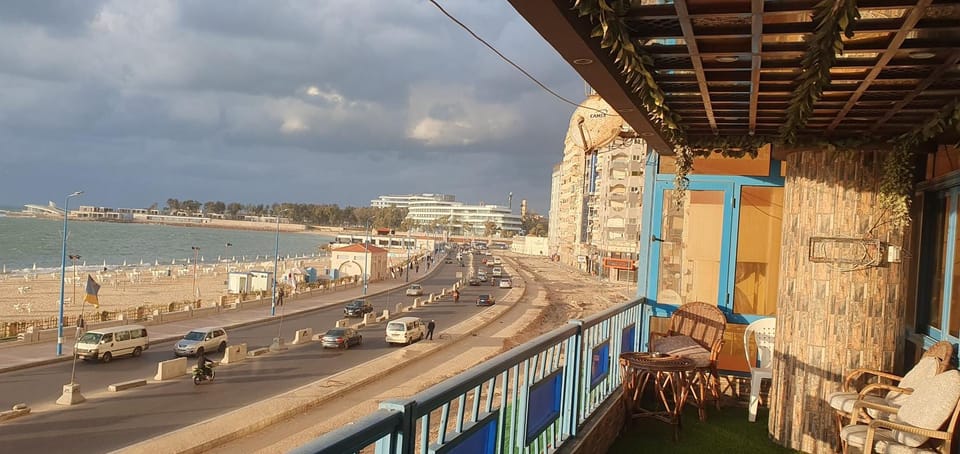 المندرة بحري بجوار كافية دوار جحا Apartment in Egypt