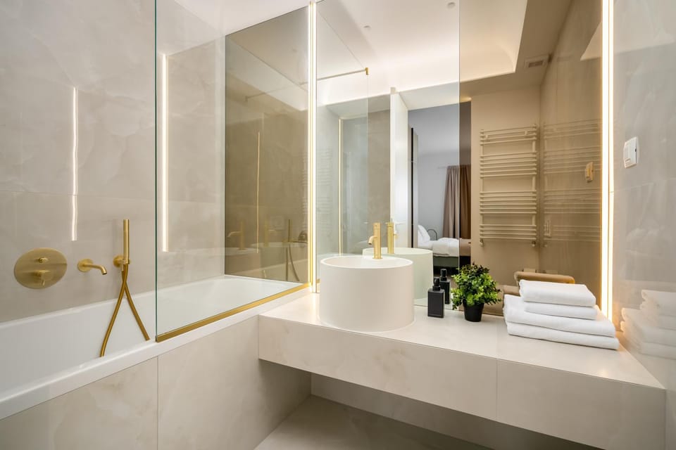 Bathroom, Bath