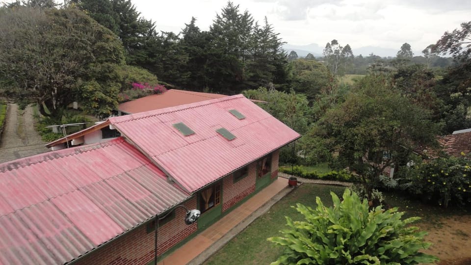 Alojamiento campestre cerca a Popayán Villa in Huila, Colombia