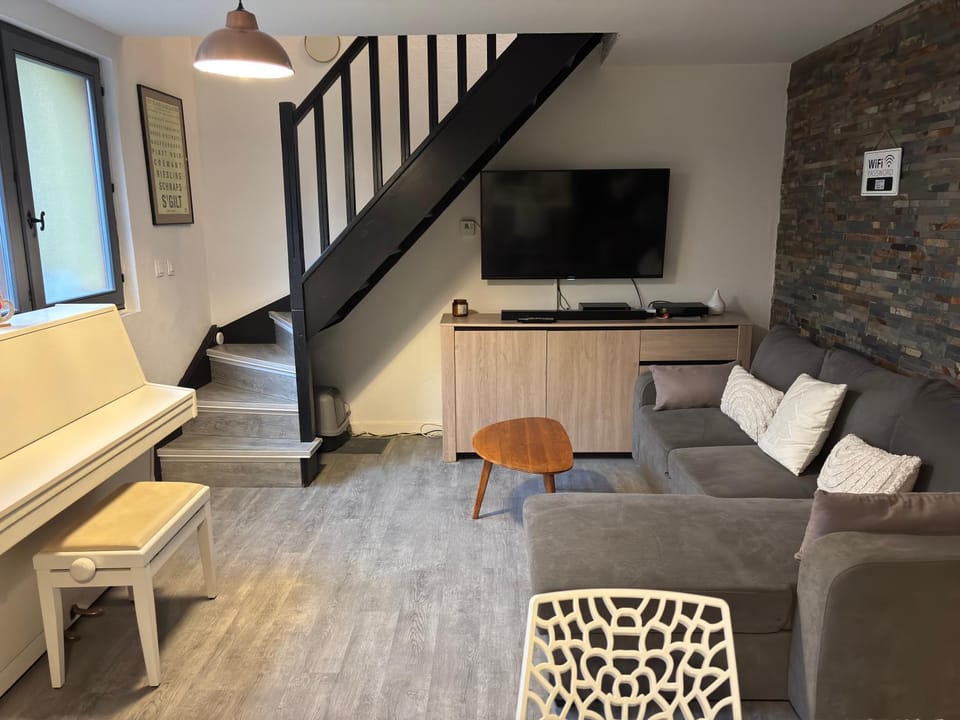 TV and multimedia, Living room