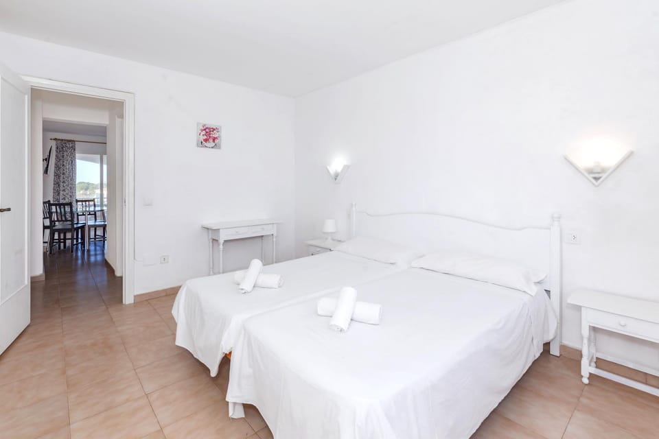 Property building, Living room, Bedroom