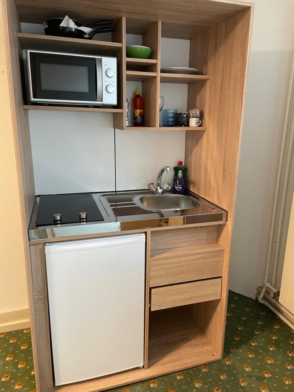 Kitchen or kitchenette, kitchen, kitchen