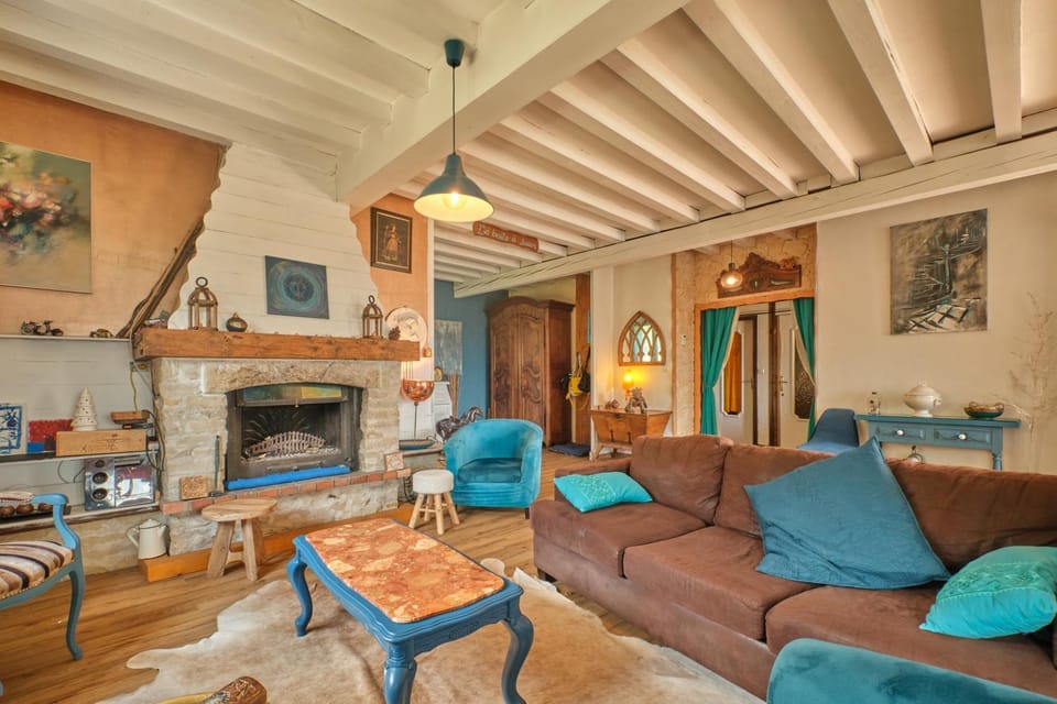 Property building, Living room