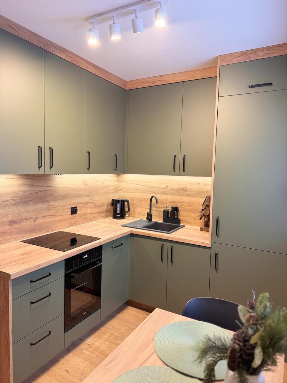 Kitchen or kitchenette, stove