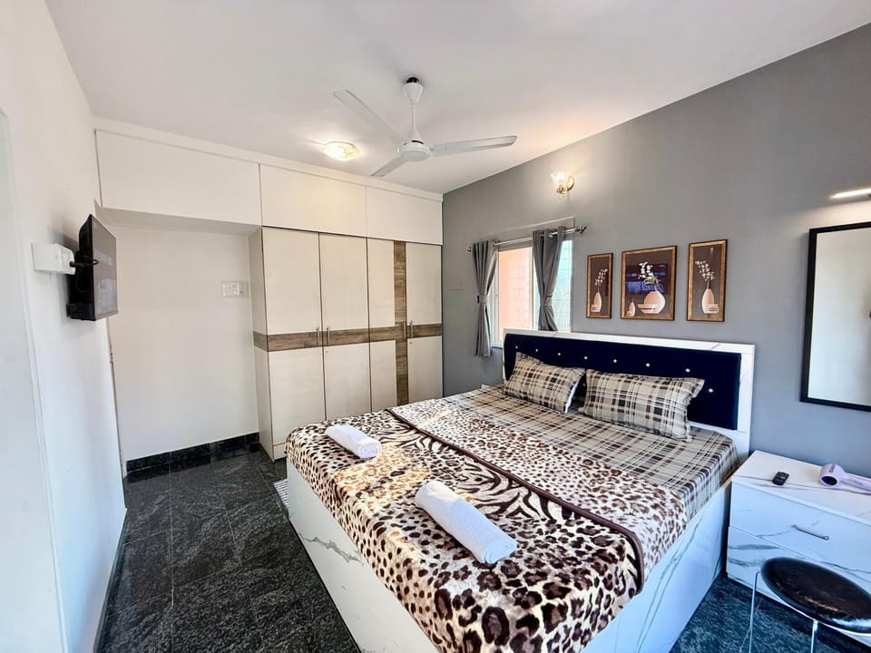 Bed, Bedroom, wardrobe