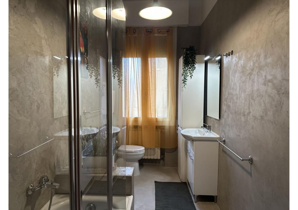 Toilet, Bathroom, bidet, towels