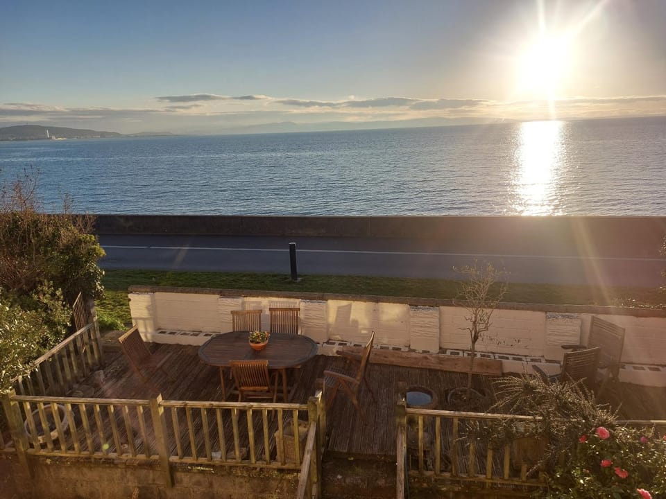 Velo Club Mumbles Bed and Breakfast in The Mumbles