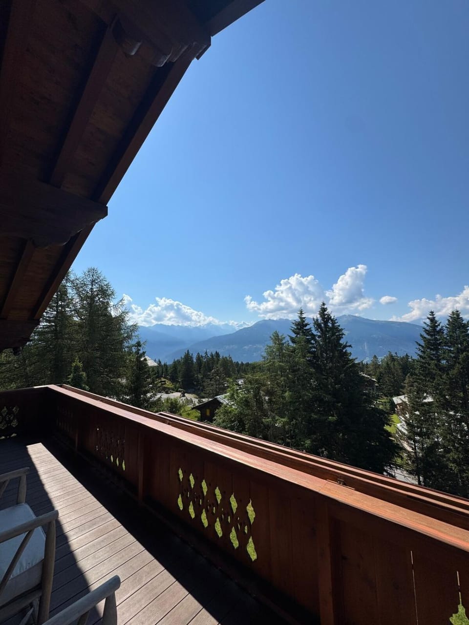 Balcony/Terrace, Mountain view
